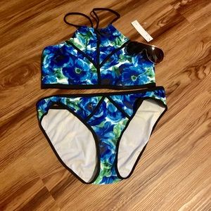 Ladies 2 piece swimsuit!